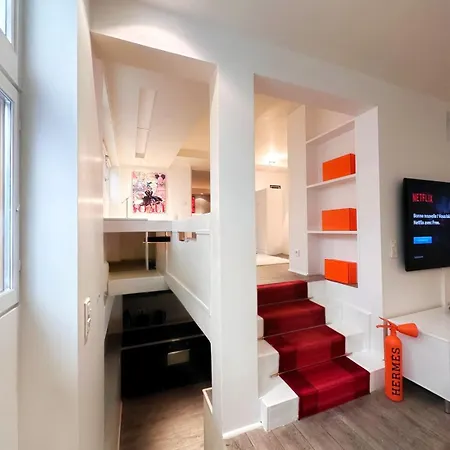 Avenue Montaigne Appartement Paris